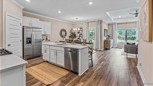 6527 Firefly Lane