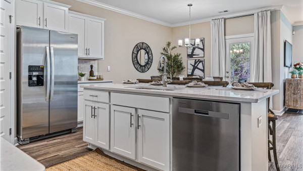 6527 Firefly Lane
