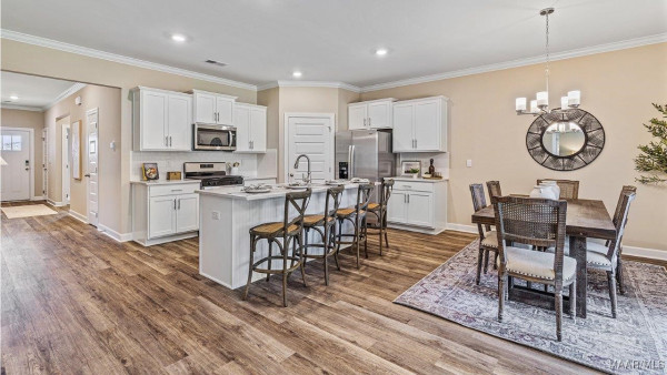 6527 Firefly Lane