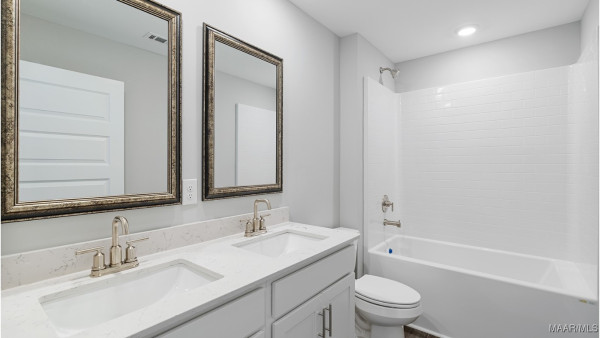 6000 Cunningham Trail
