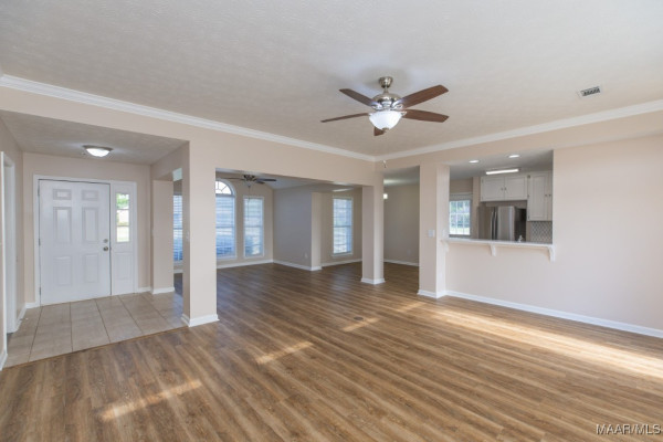 313 Longwood Trail