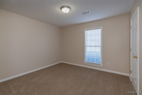 313 Longwood Trail