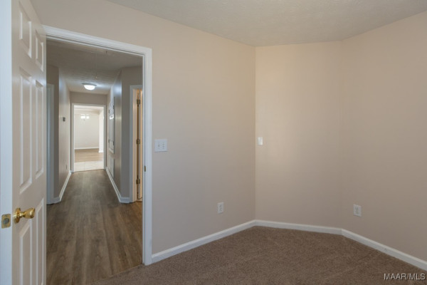 313 Longwood Trail