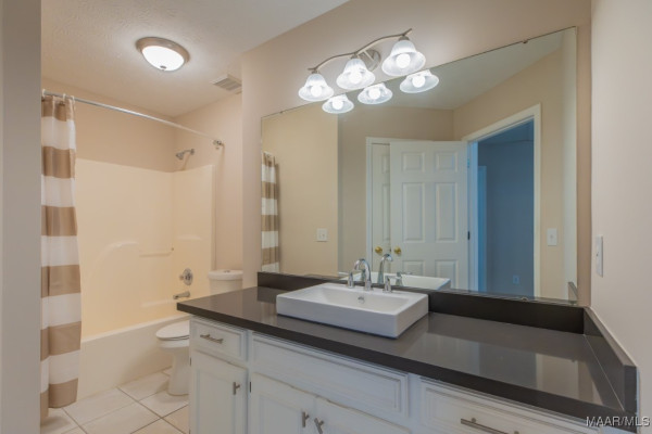 313 Longwood Trail