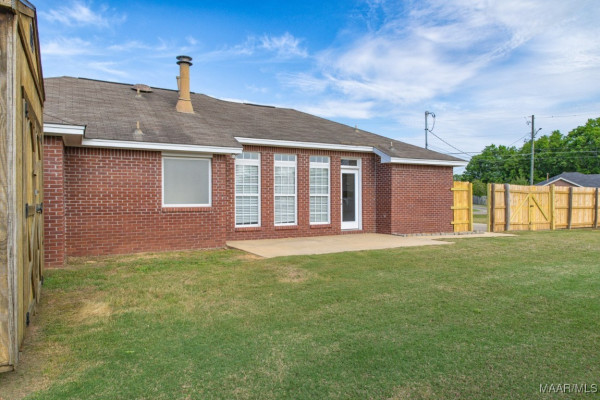 313 Longwood Trail