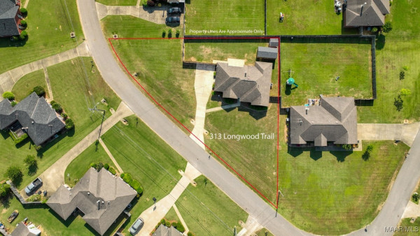 313 Longwood Trail
