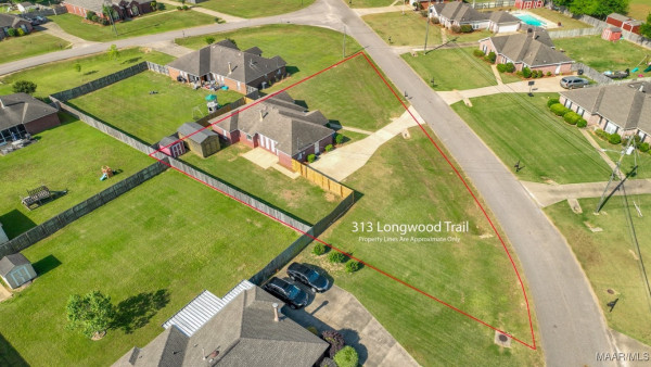 313 Longwood Trail