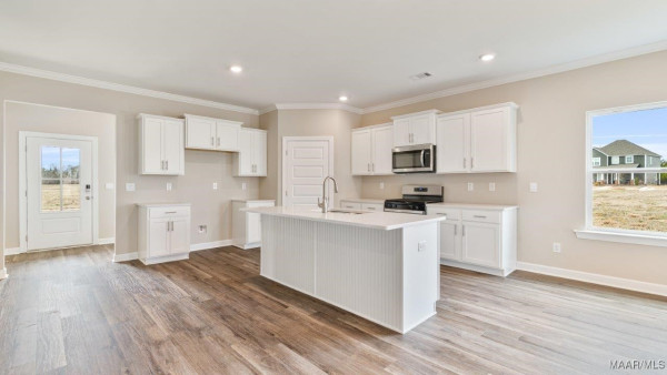 1705 Windsor Hill Lane