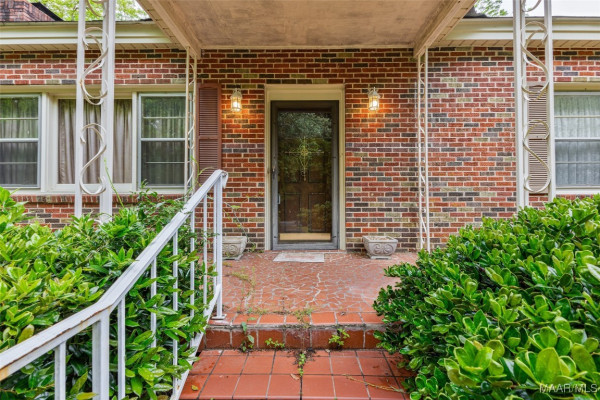 1115 Neman Road