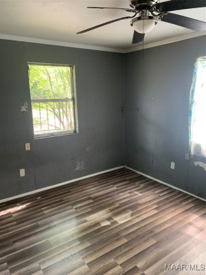 4010 VANDIVER Court
