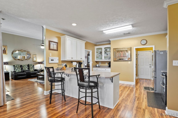 831 Bluegrass Drive