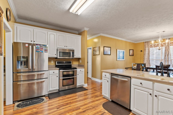 831 Bluegrass Drive