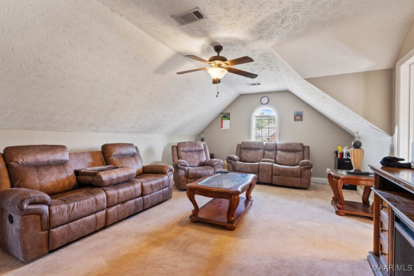 831 Bluegrass Drive