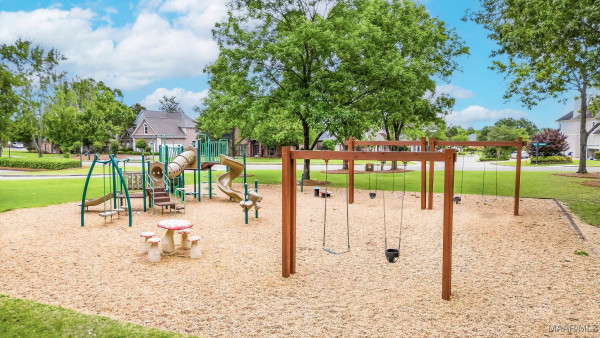 8401 Young Crossing .