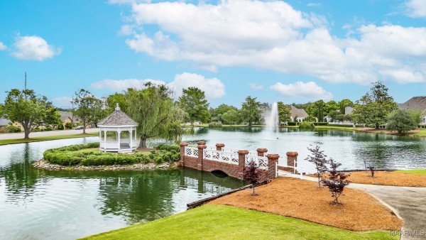 8401 Young Crossing .