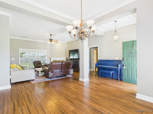138 FANONI Lane