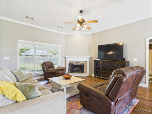 138 FANONI Lane