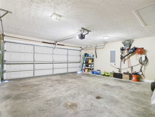 138 FANONI Lane