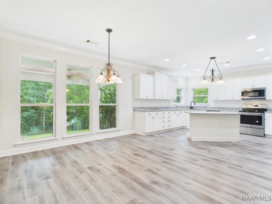 175 ROSEMERE Drive