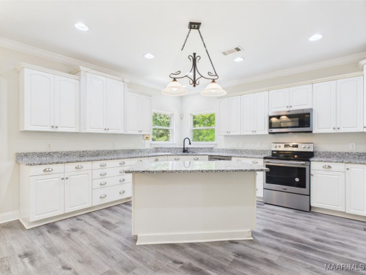 175 ROSEMERE Drive