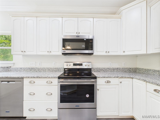 175 ROSEMERE Drive