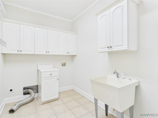 175 ROSEMERE Drive