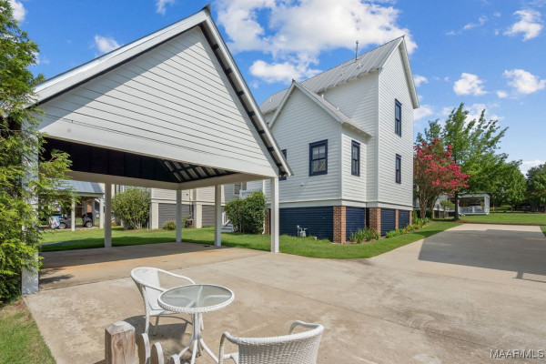 3 Mystic Moss Street