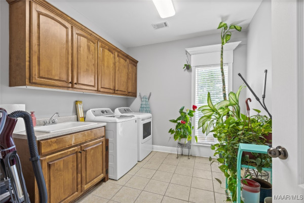 329 Stonegate Trail