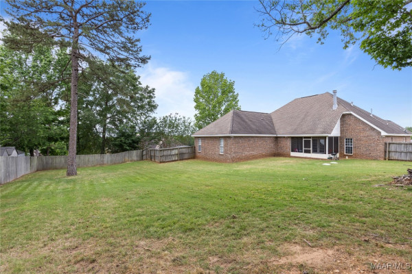 329 Stonegate Trail