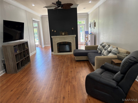 2452 Woodley Road