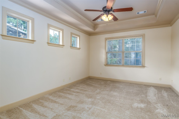 9055 Crescent Lodge Drive