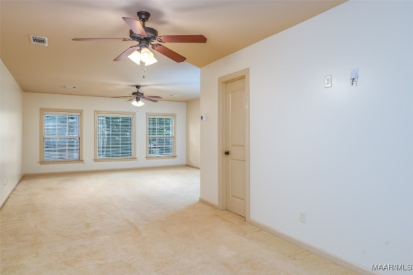 9055 Crescent Lodge Drive
