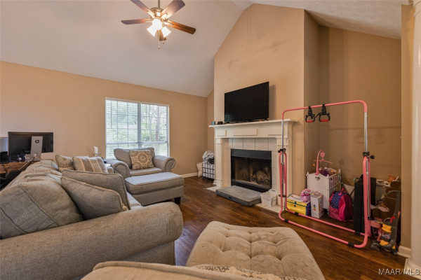 105 Foxwood Court