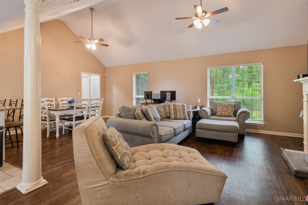 105 Foxwood Court