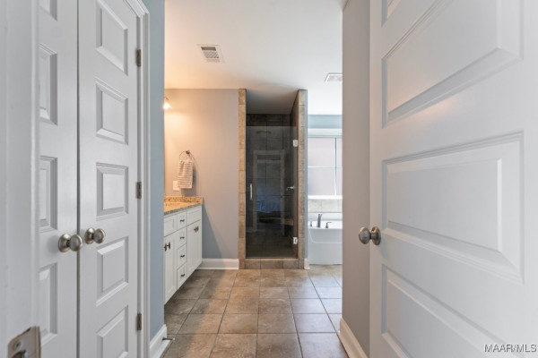 8411 Paula Trace