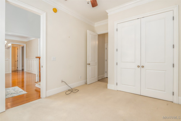 3412 Oak Grove Circle