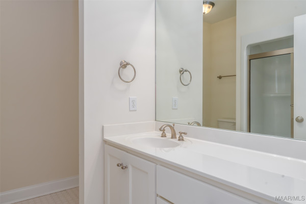 3412 Oak Grove Circle