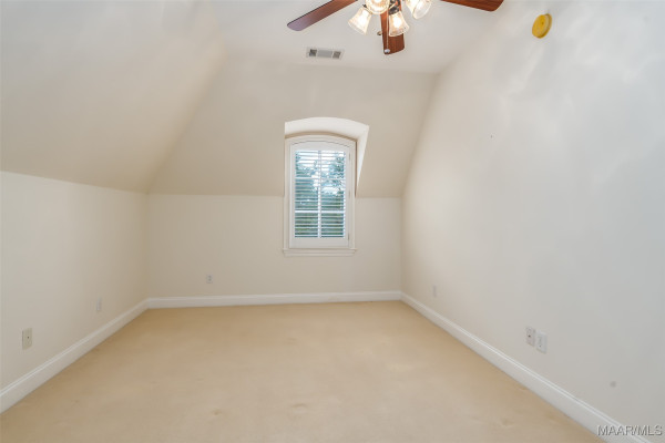 3412 Oak Grove Circle