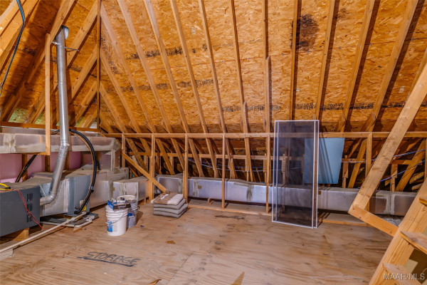 3412 Oak Grove Circle