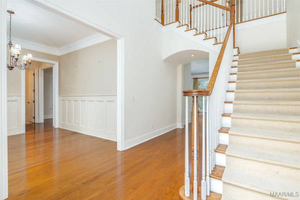 3412 Oak Grove Circle