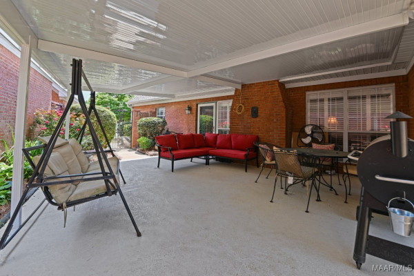 113 River Chase Court