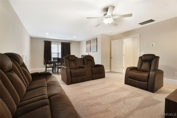 1412 Wildlife Way