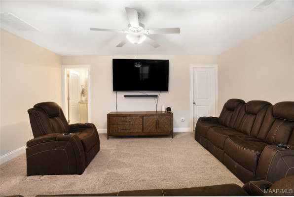 1412 Wildlife Way