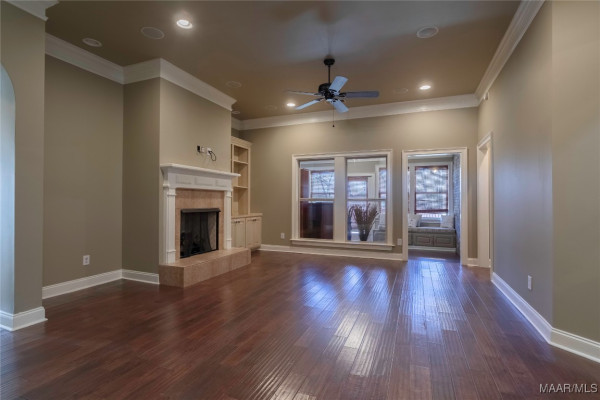 5906 Amberwood Lane