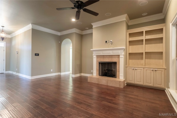 5906 Amberwood Lane