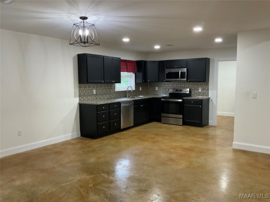 215 Indian Lane