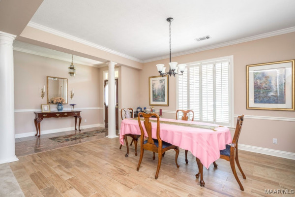 506 Pinetree Lane