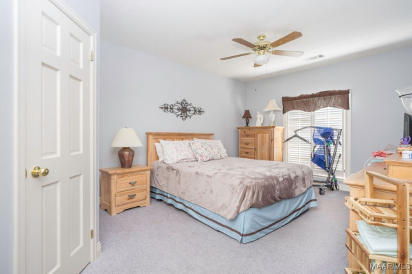 506 Pinetree Lane