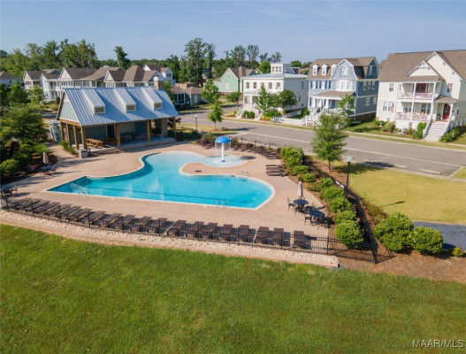 261 Northlake Street