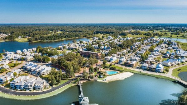 265 Northlake Street